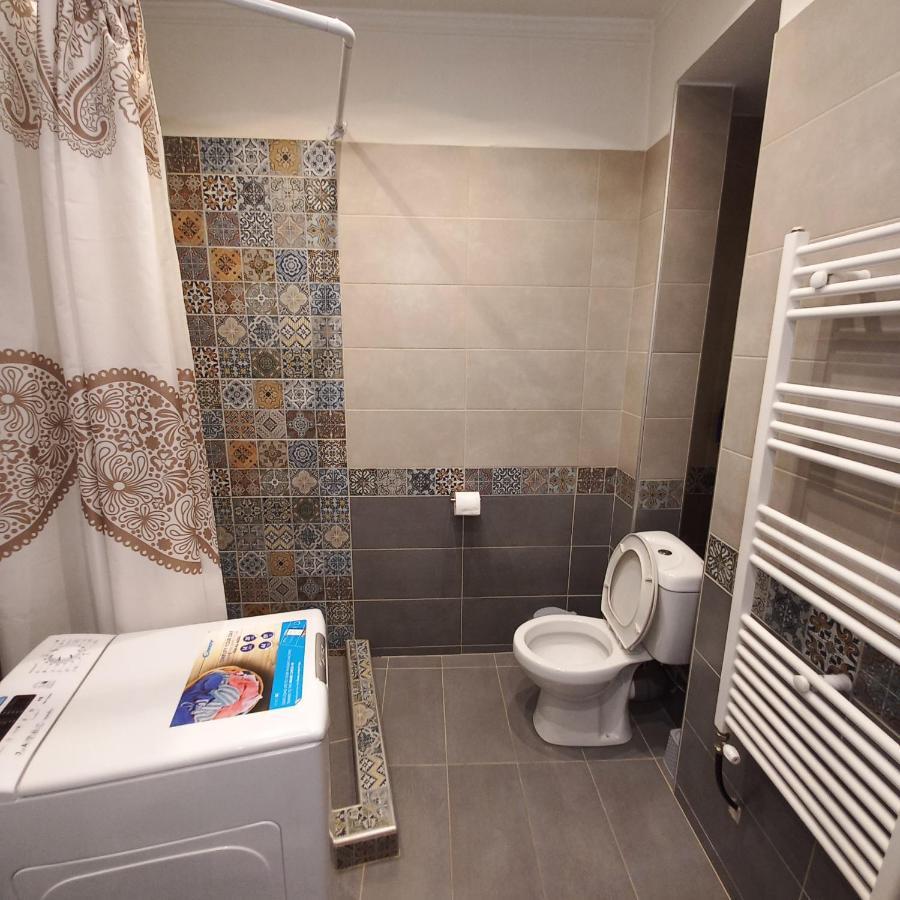 Ifestionos 2-Bedroom Apartment Salonicco Esterno foto